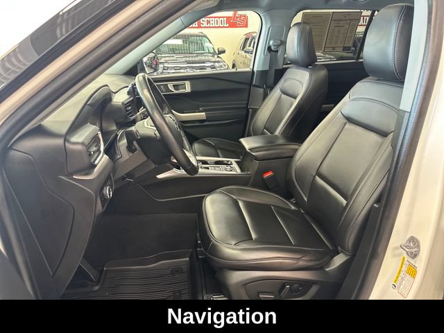 Used 2023 Ford Explorer XLT w/ Equipment Group 202A AWD/4WD image 5