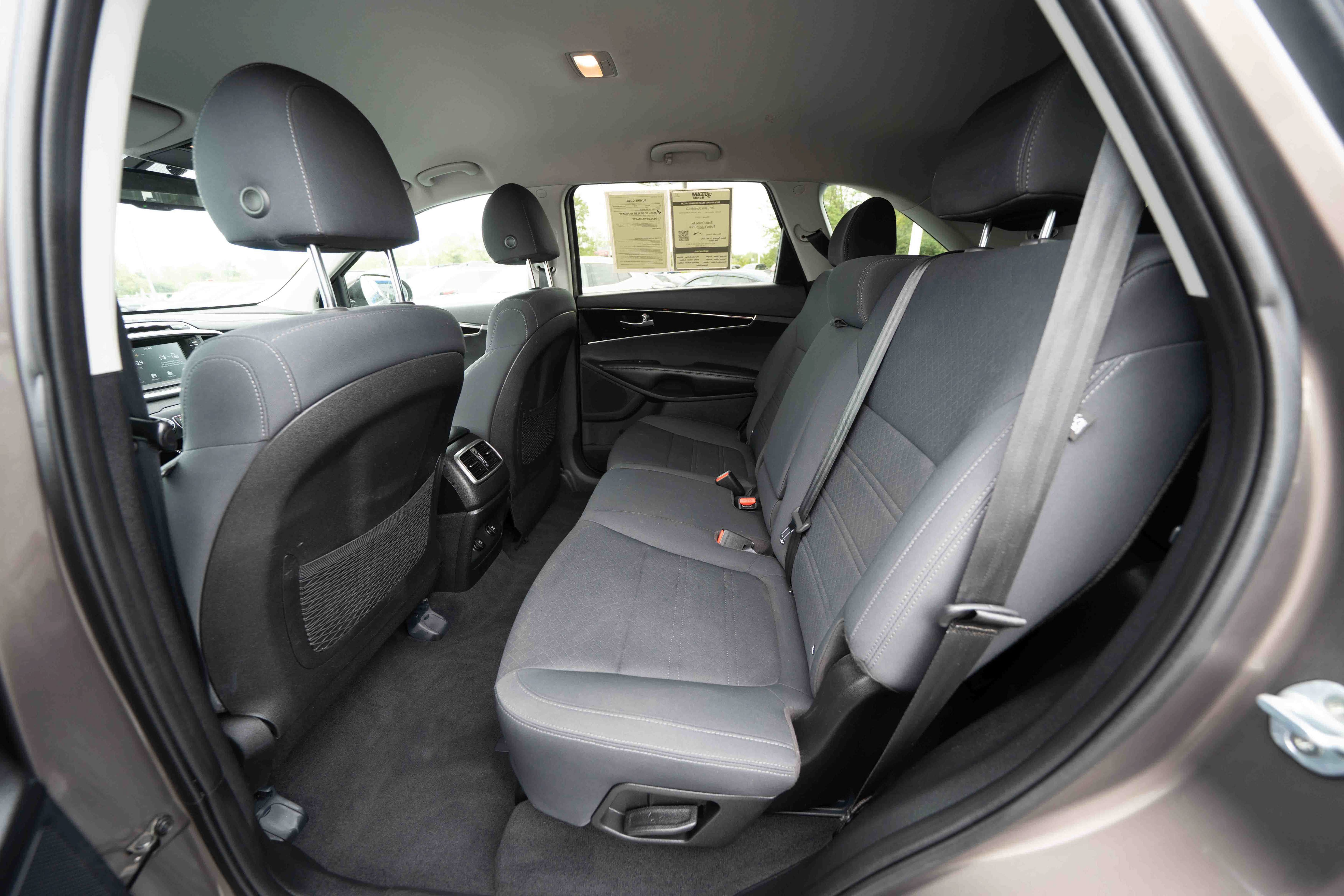 Used 2019 Kia Sorento AWD w/ LX Convenience Package image 23