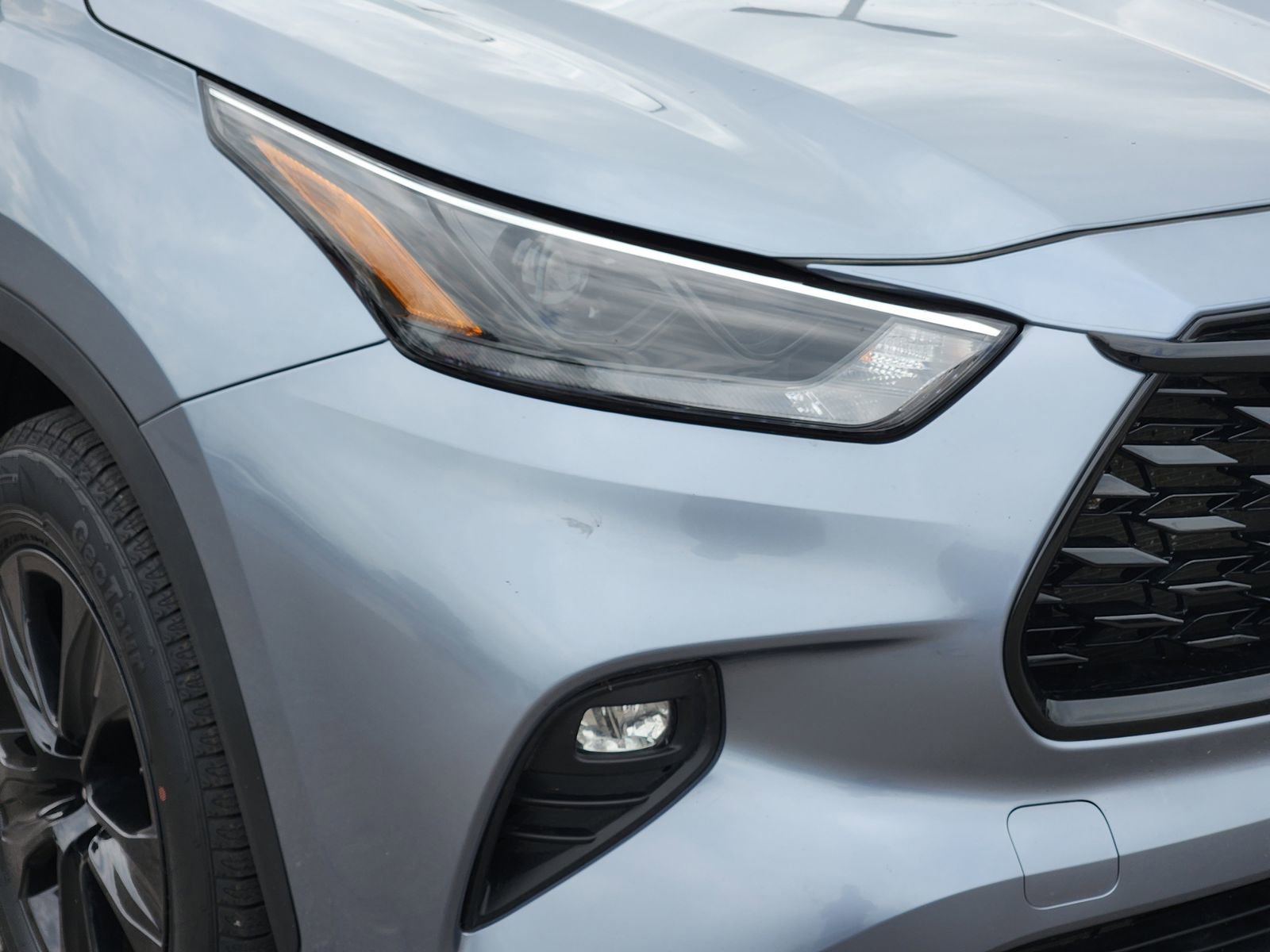 Used 2023 Toyota Highlander XLE FWD image 10