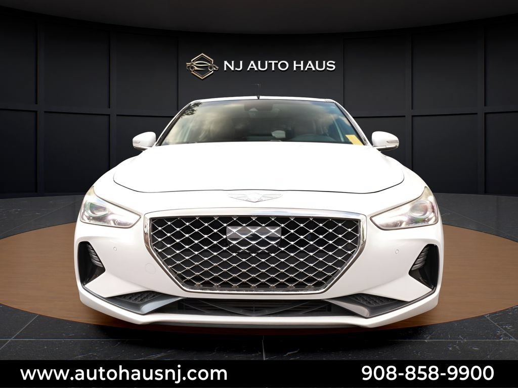 Used 2020 Genesis G70 2.0T w/ Elite Package RWD image 3