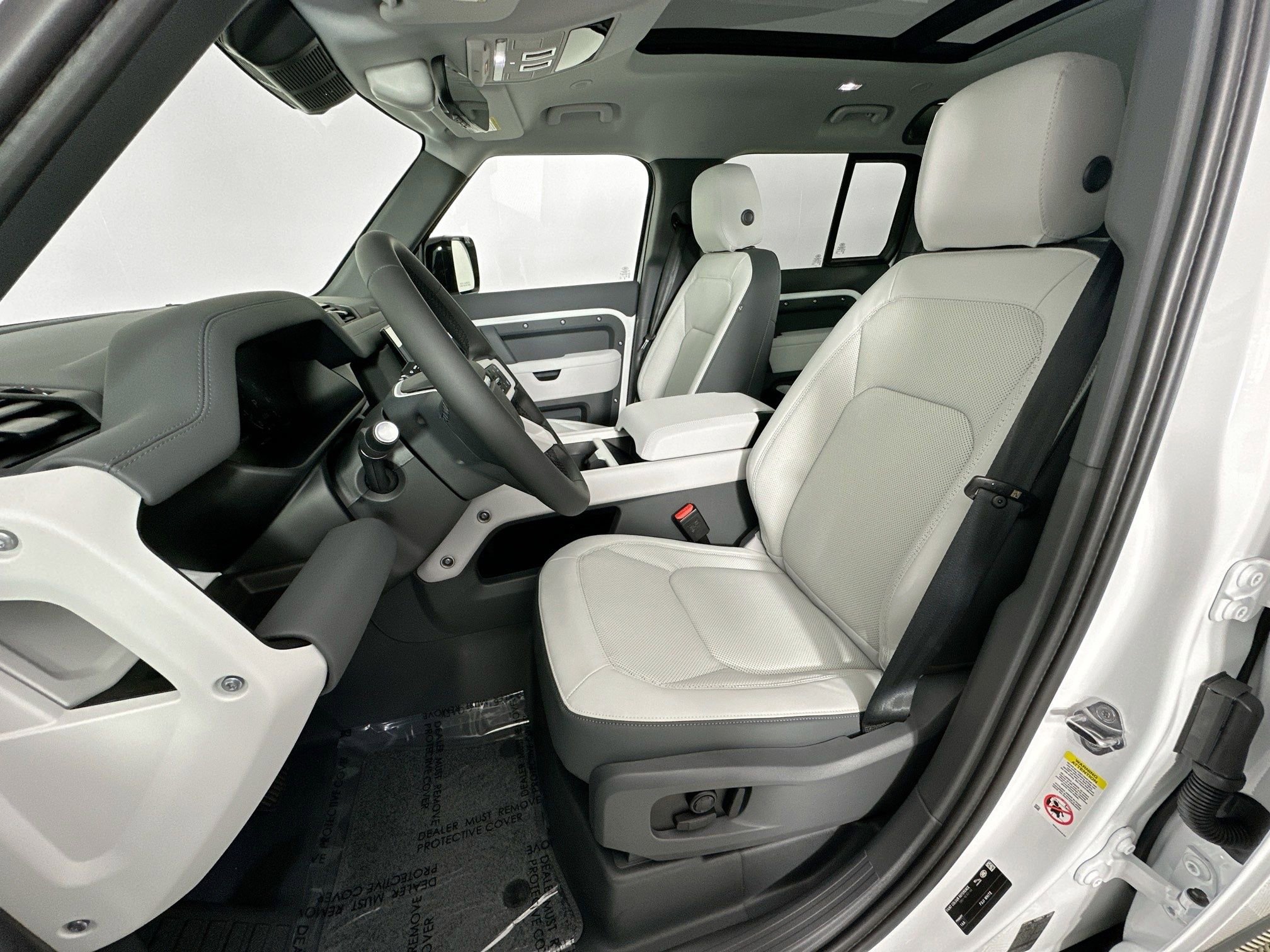 Used 2026 Land Rover Defender 110 S image 19