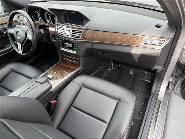 Used 2014 Mercedes-Benz E 350 Sedan image 27