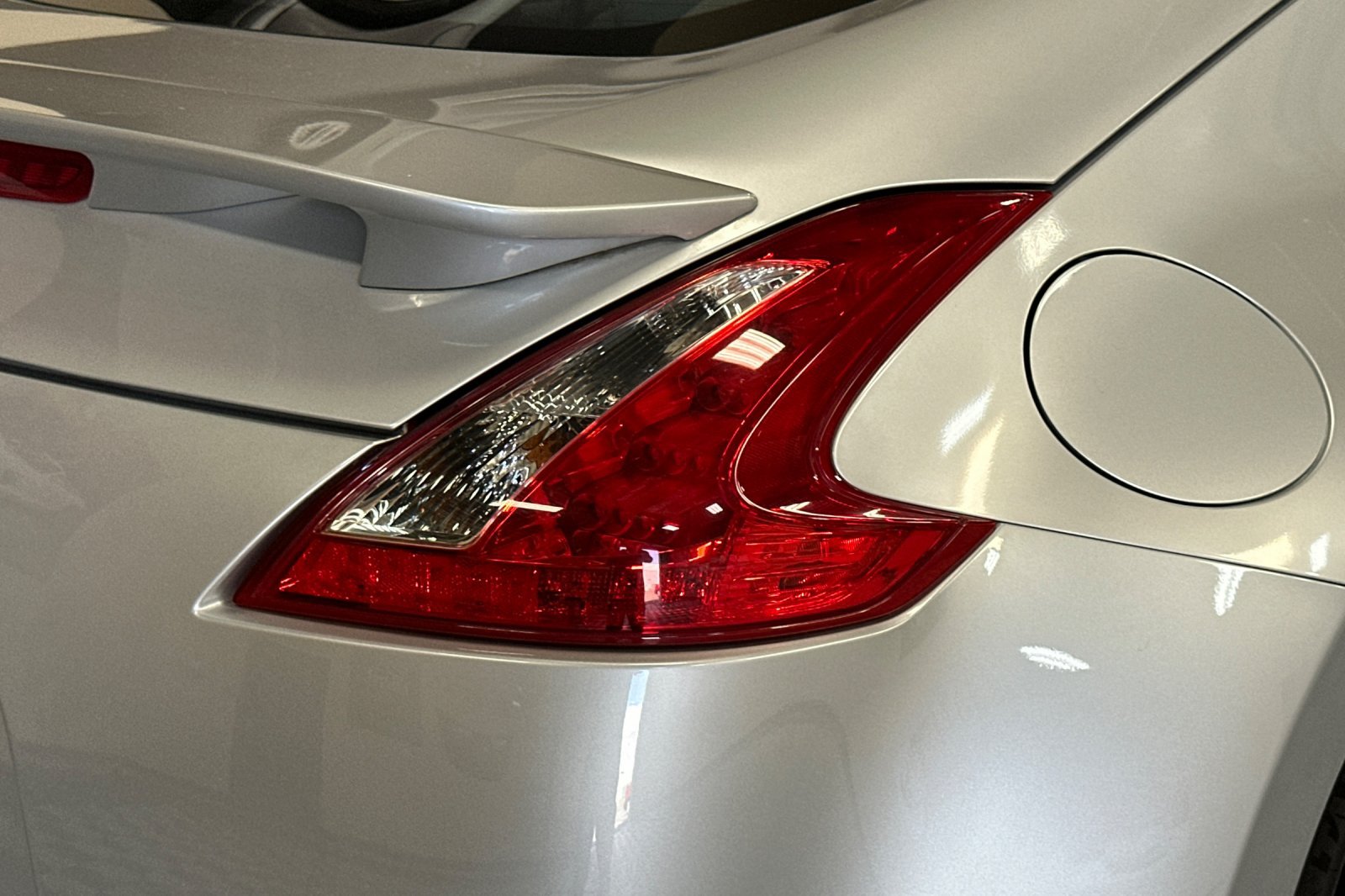 Used 2011 Nissan 370Z Touring w/ Sport Pkg RWD image 40
