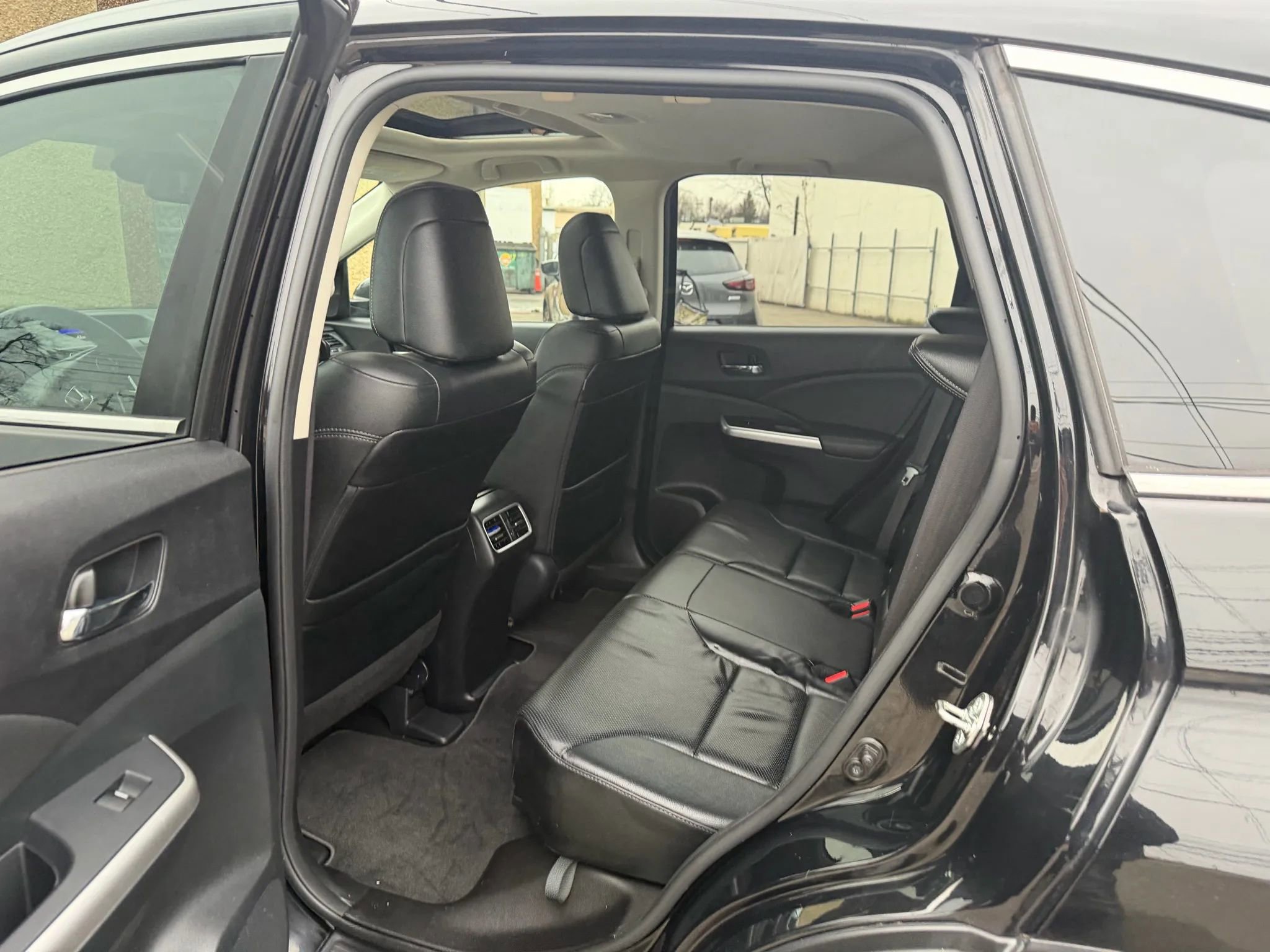 Used 2016 Honda CR-V Touring image 22