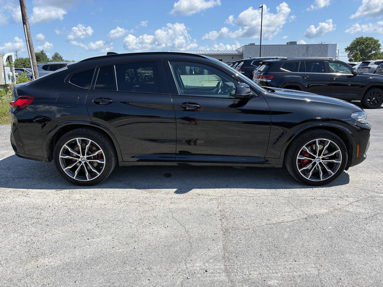 Used 2022 BMW X4 xDrive30i AWD/4WD image 8