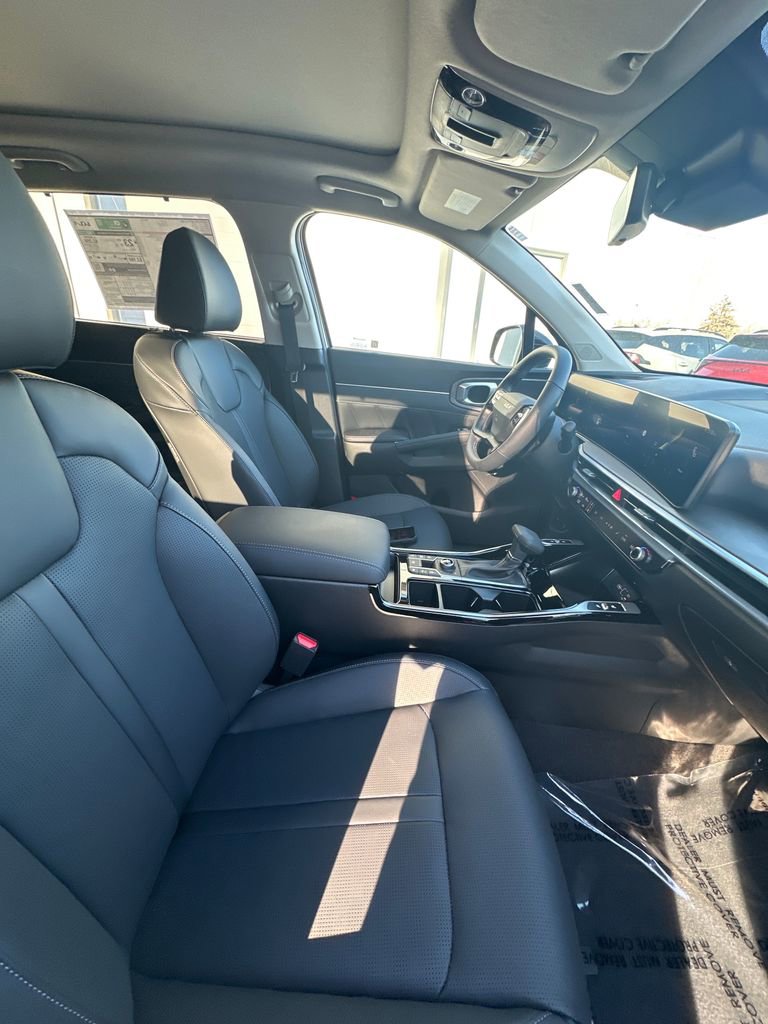 New 2026 Kia Sorento SX image 14
