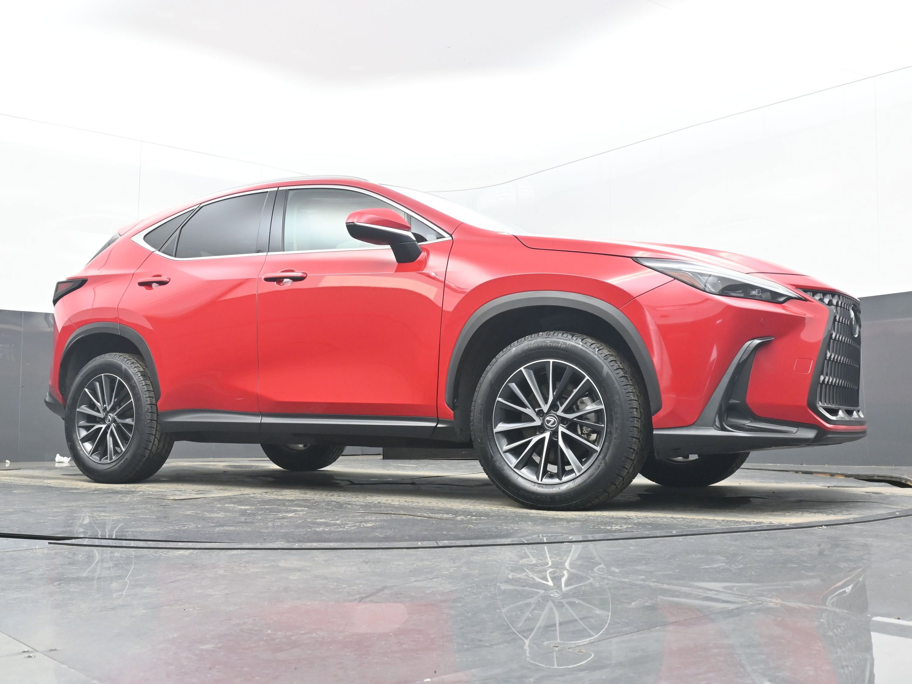 Used 2025 Lexus NX 250 FWD w/ Premium Package image 20