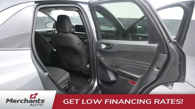 Used 2023 Ford Escape Active w/ Tech Pack #1 AWD/4WD image 17