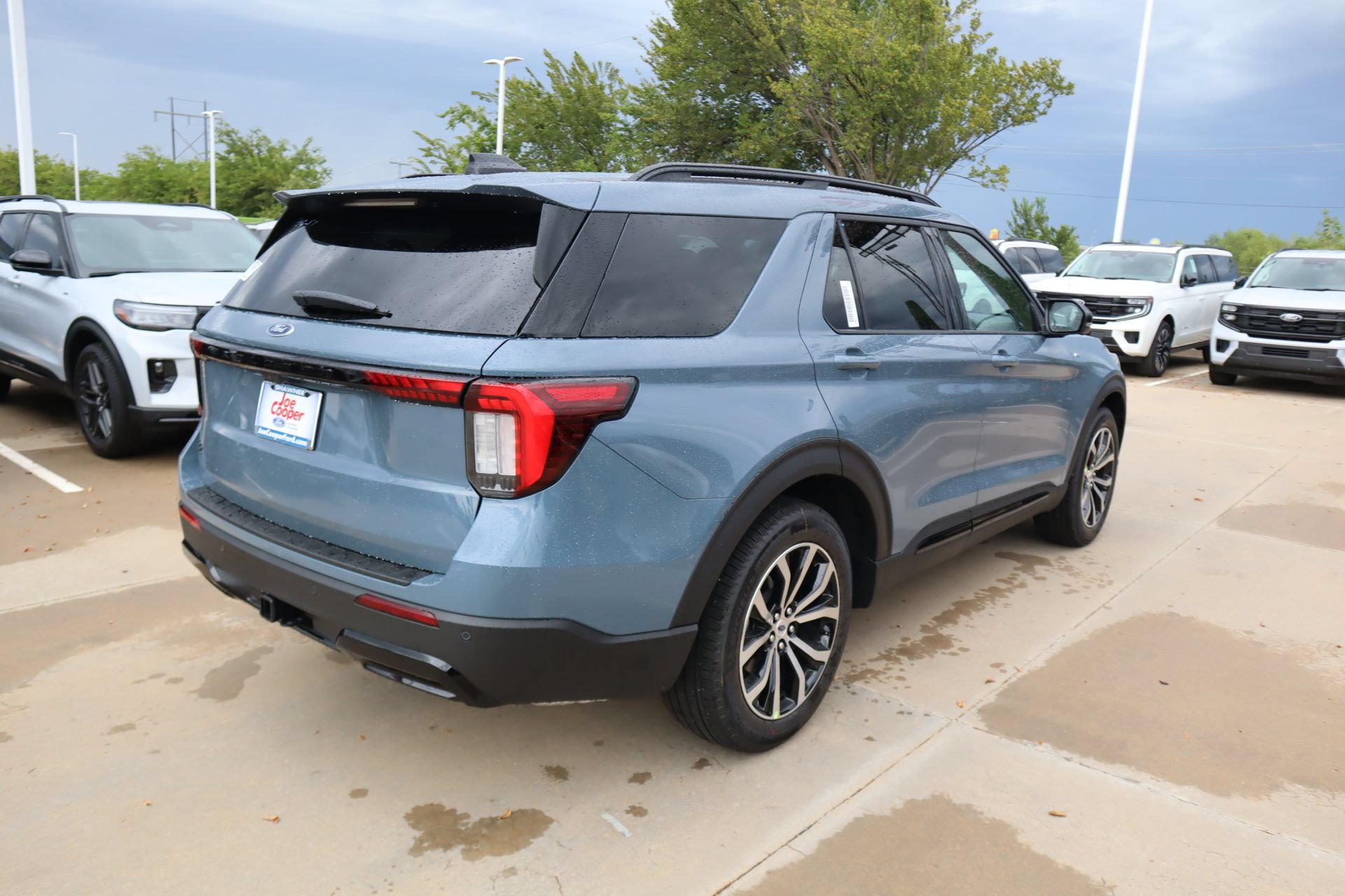 New 2026 Ford Explorer ST-Line w/ Premium Package RWD image 23
