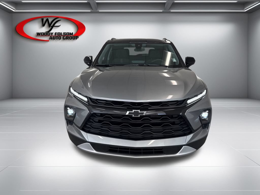 New 2026 Chevrolet Blazer LT w/ Midnight/Sport Edition FWD image 2
