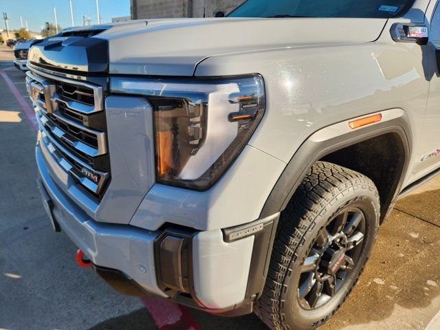 Used 2024 GMC Sierra 2500 AT4 w/ AT4 Premium Plus Package image 7