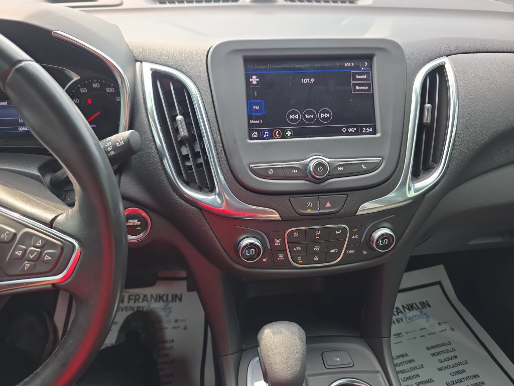 Used 2024 Chevrolet Equinox LT FWD image 18