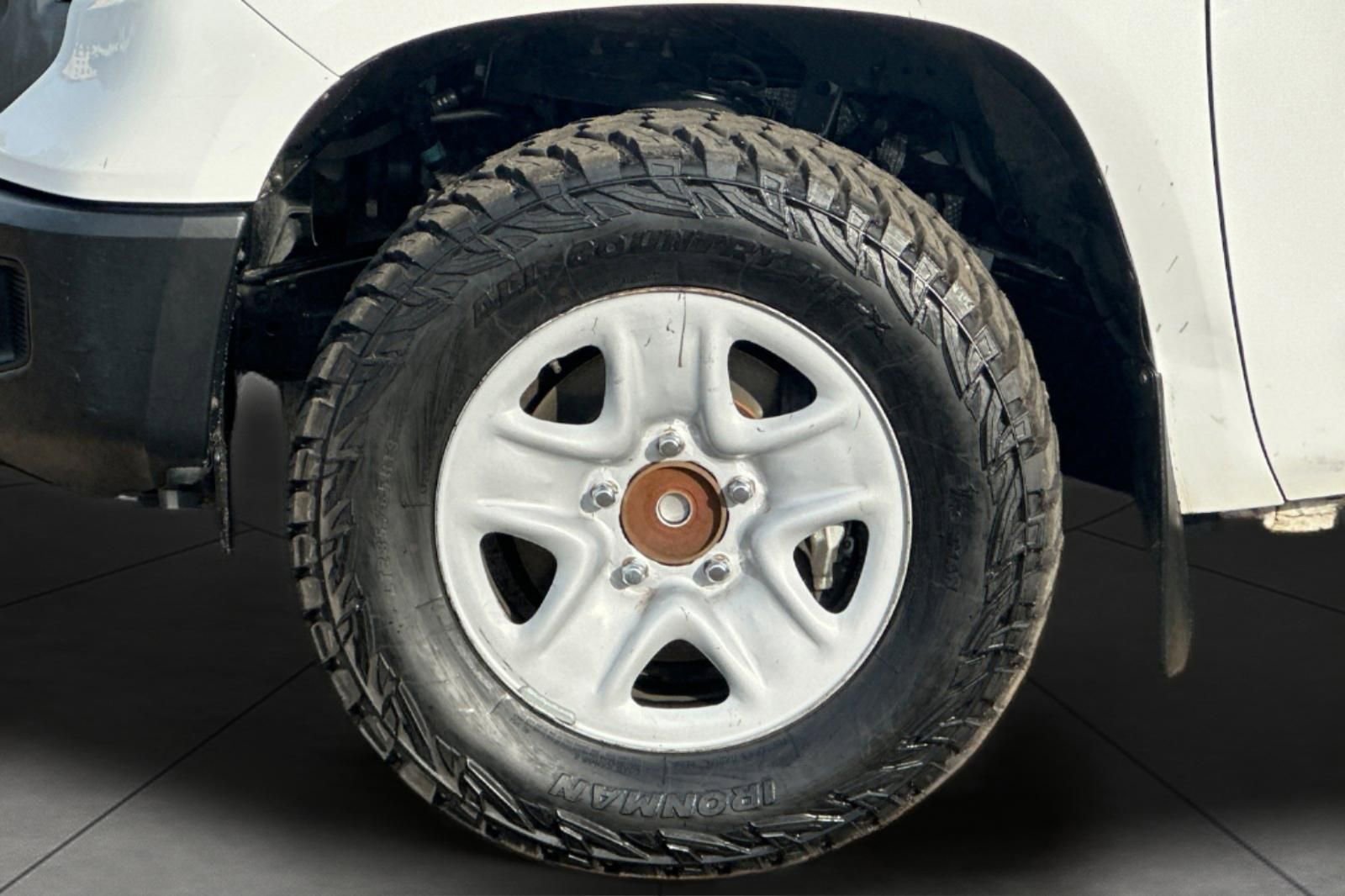 Used 2019 Toyota Tundra SR image 28