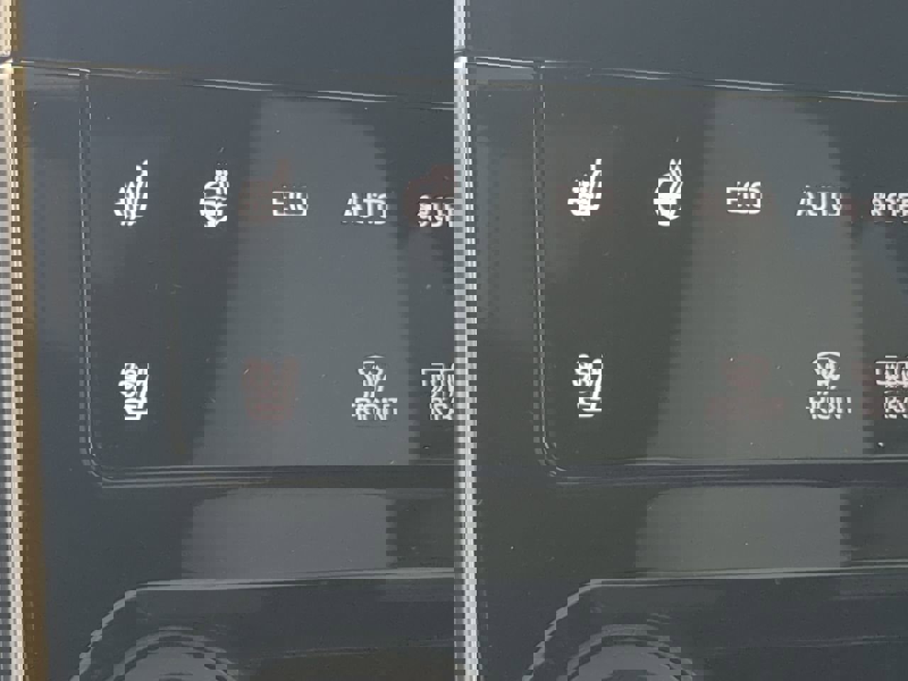 New 2025 Subaru Solterra Touring w/ Touring Package image 23