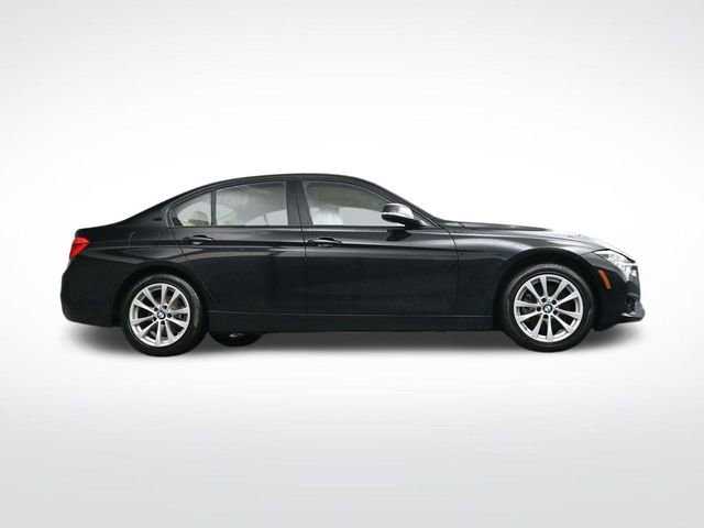 Used 2018 BMW 320i Sedan image 32