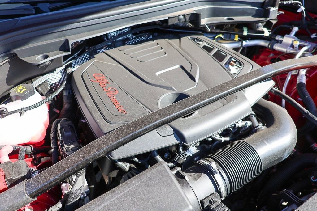 New 2025 Alfa Romeo Stelvio Sprint image 23