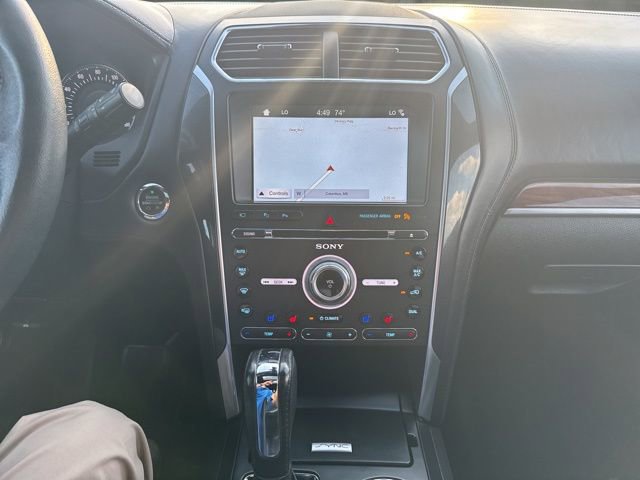 Used 2018 Ford Explorer Platinum image 22