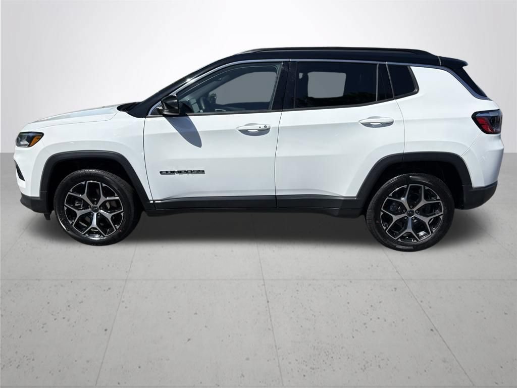 Used 2025 Jeep Compass Limited AWD/4WD image 9