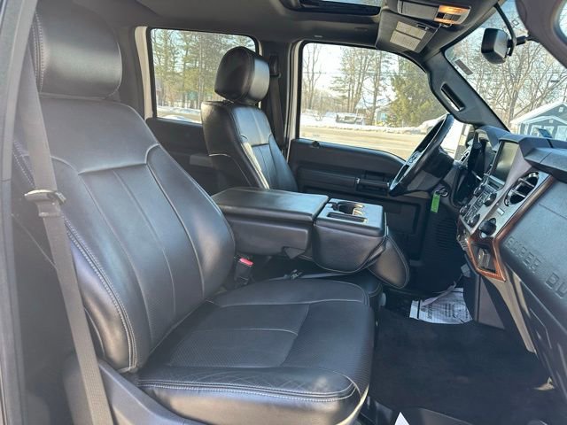 Used 2016 Ford F250 Lariat w/ Chrome Package image 16