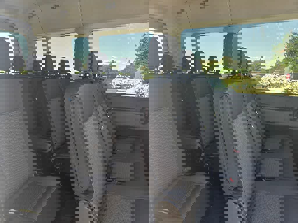 Used 2024 Ford Transit 350 XLT image 12