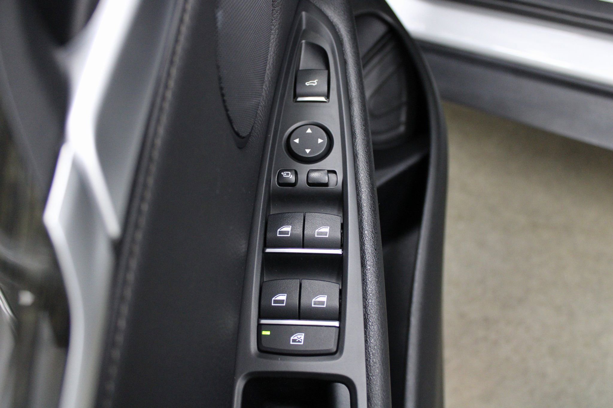 Used 2017 BMW X5 xDrive35i image 13