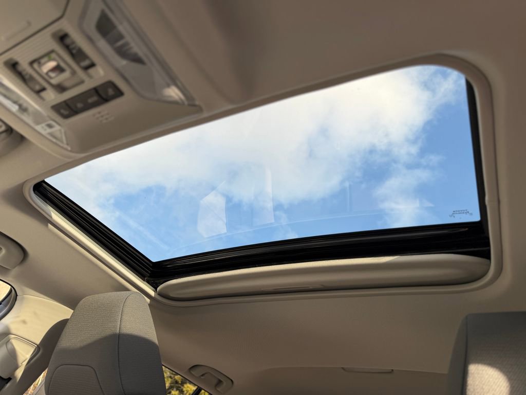 New 2025 Toyota RAV4 XLE w/ Convenience Package image 29