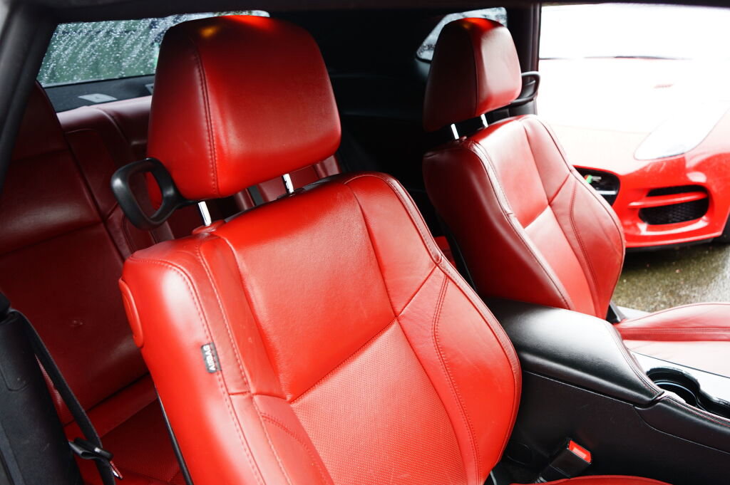 Used 2015 Dodge Challenger R/T Plus image 13