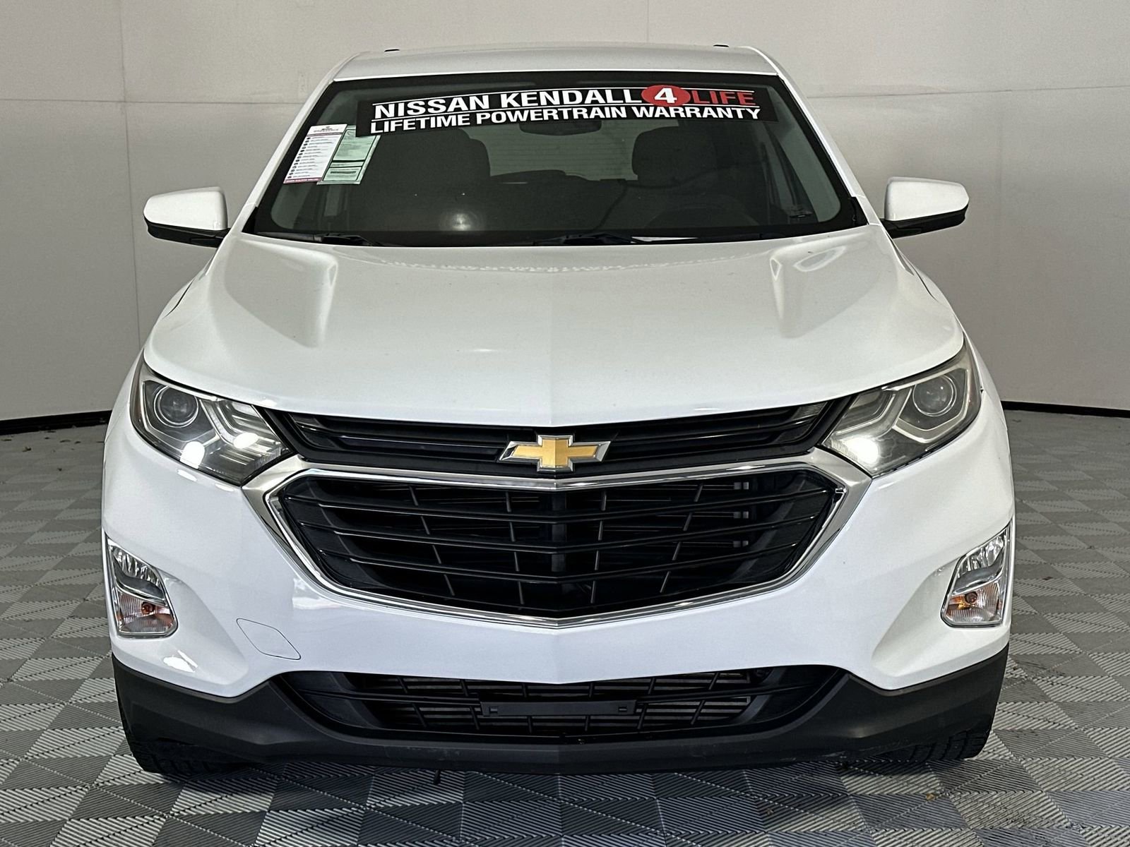 Used 2019 Chevrolet Equinox LT FWD image 3
