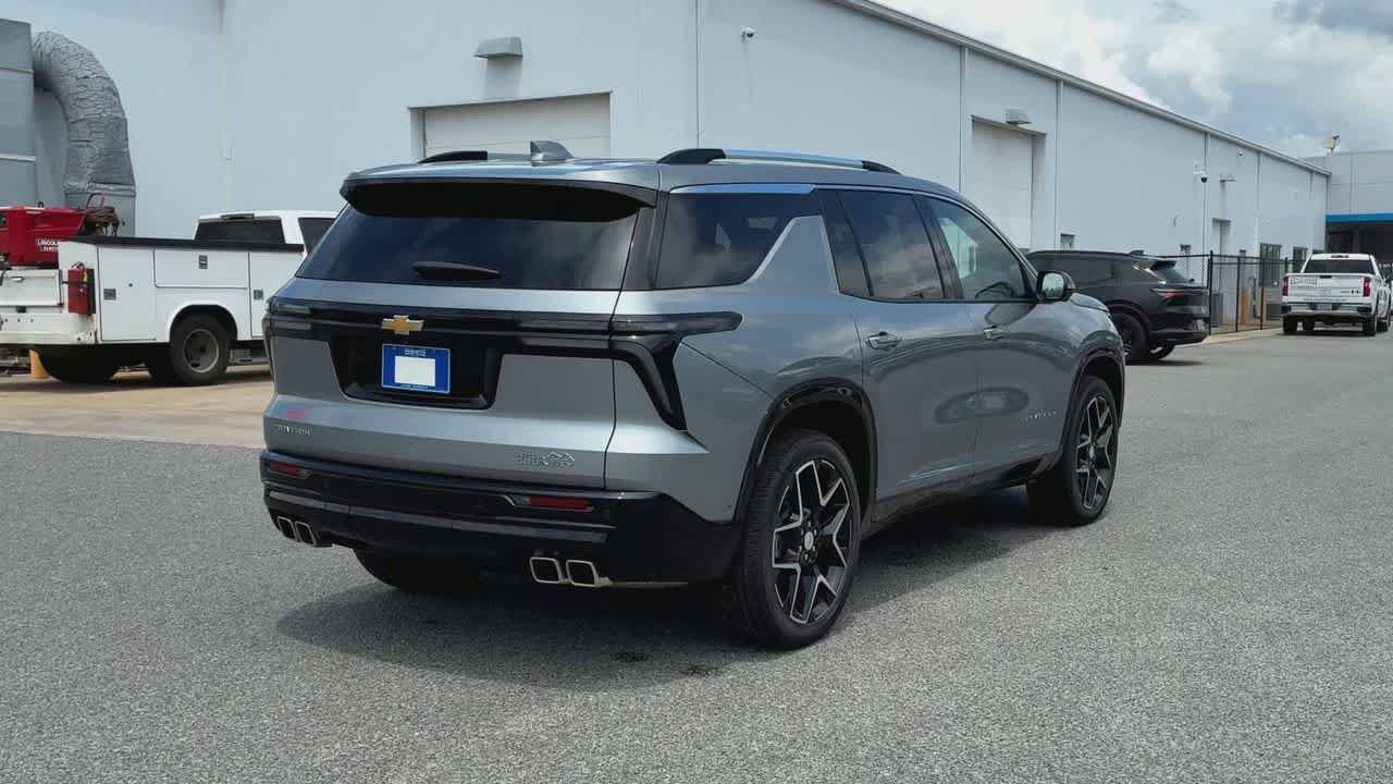 Used 2025 Chevrolet Traverse High Country w/ LPO, Floor Liner Package FWD image 8
