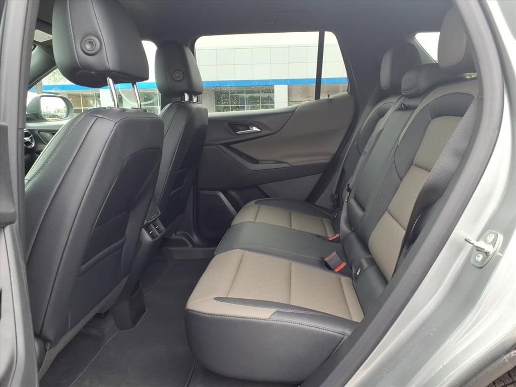 New 2026 Chevrolet Equinox LT w/ Convenience Package II image 13