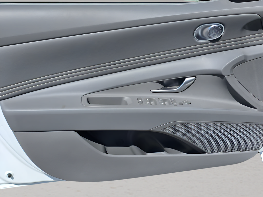 New 2026 Hyundai Elantra SEL Sport Premium FWD image 13