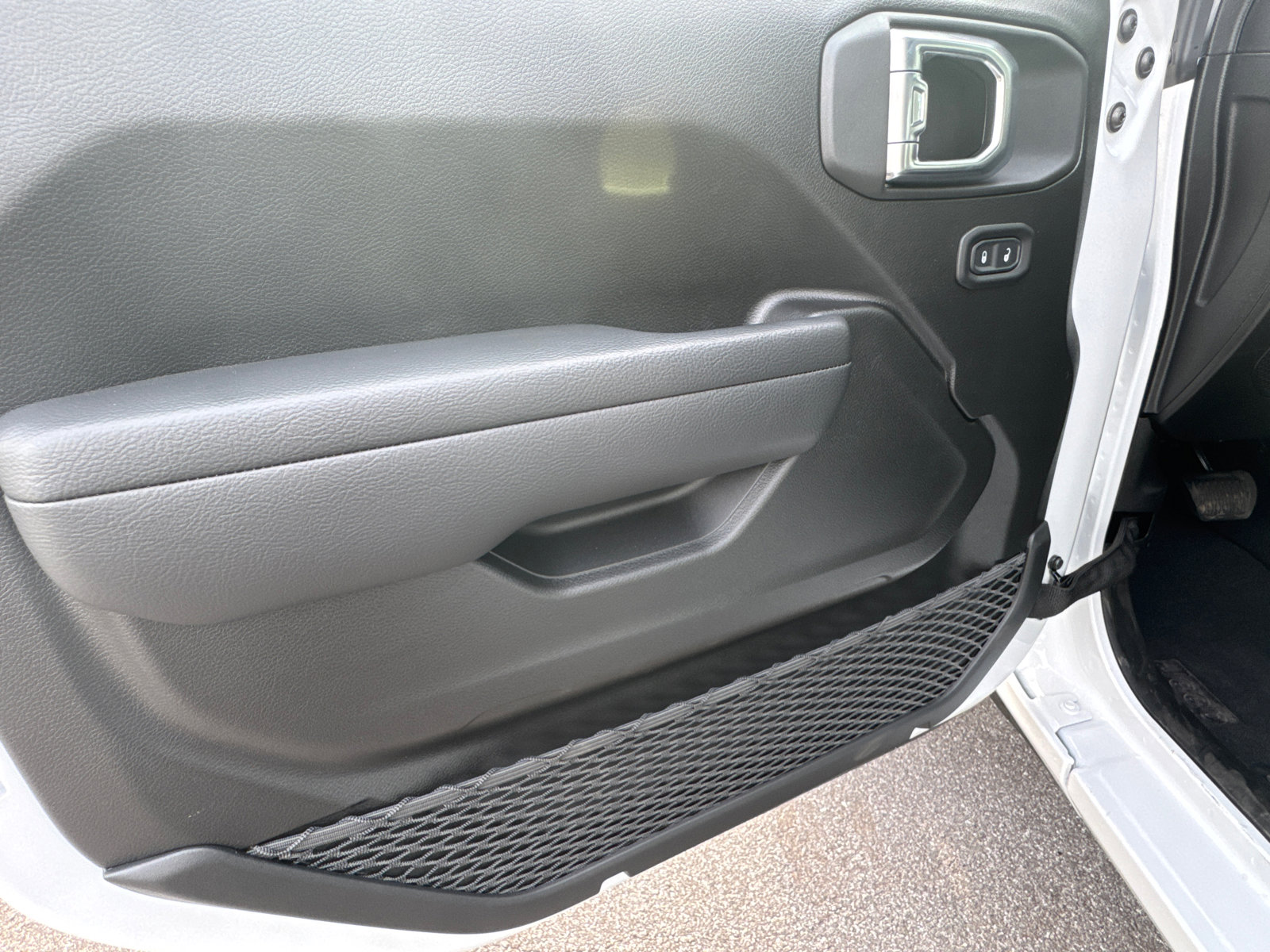 New 2026 Jeep Gladiator Sport image 10