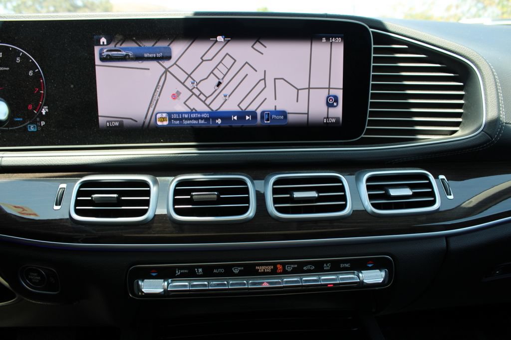Used 2024 Mercedes-Benz GLS 450 4MATIC image 27