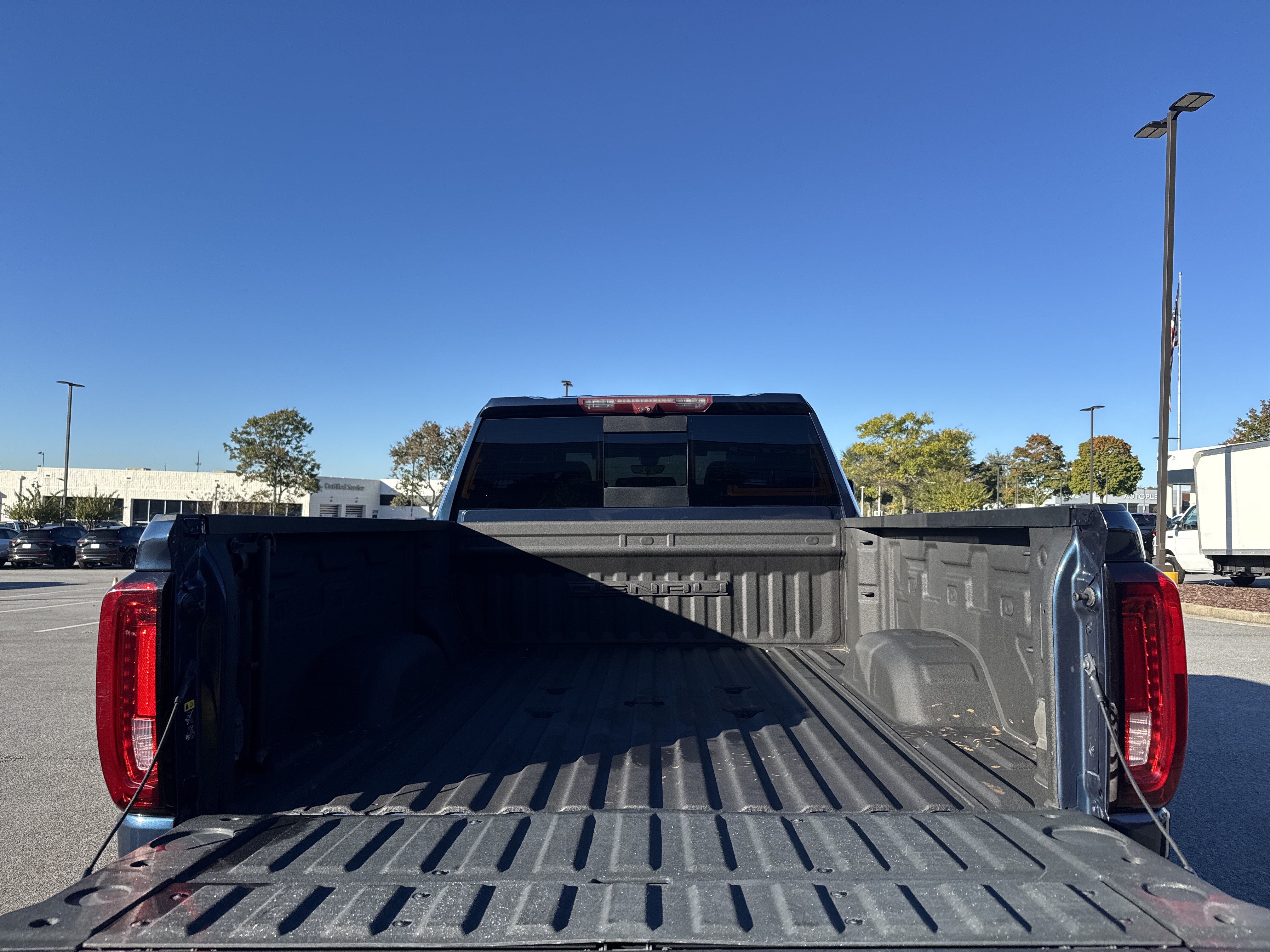 Used 2021 GMC Sierra 2500 Denali w/ Denali Ultimate Package AWD/4WD image 32