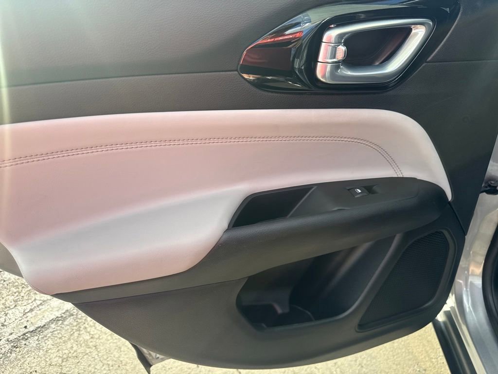 Certified 2022 Jeep Compass Limited image 26