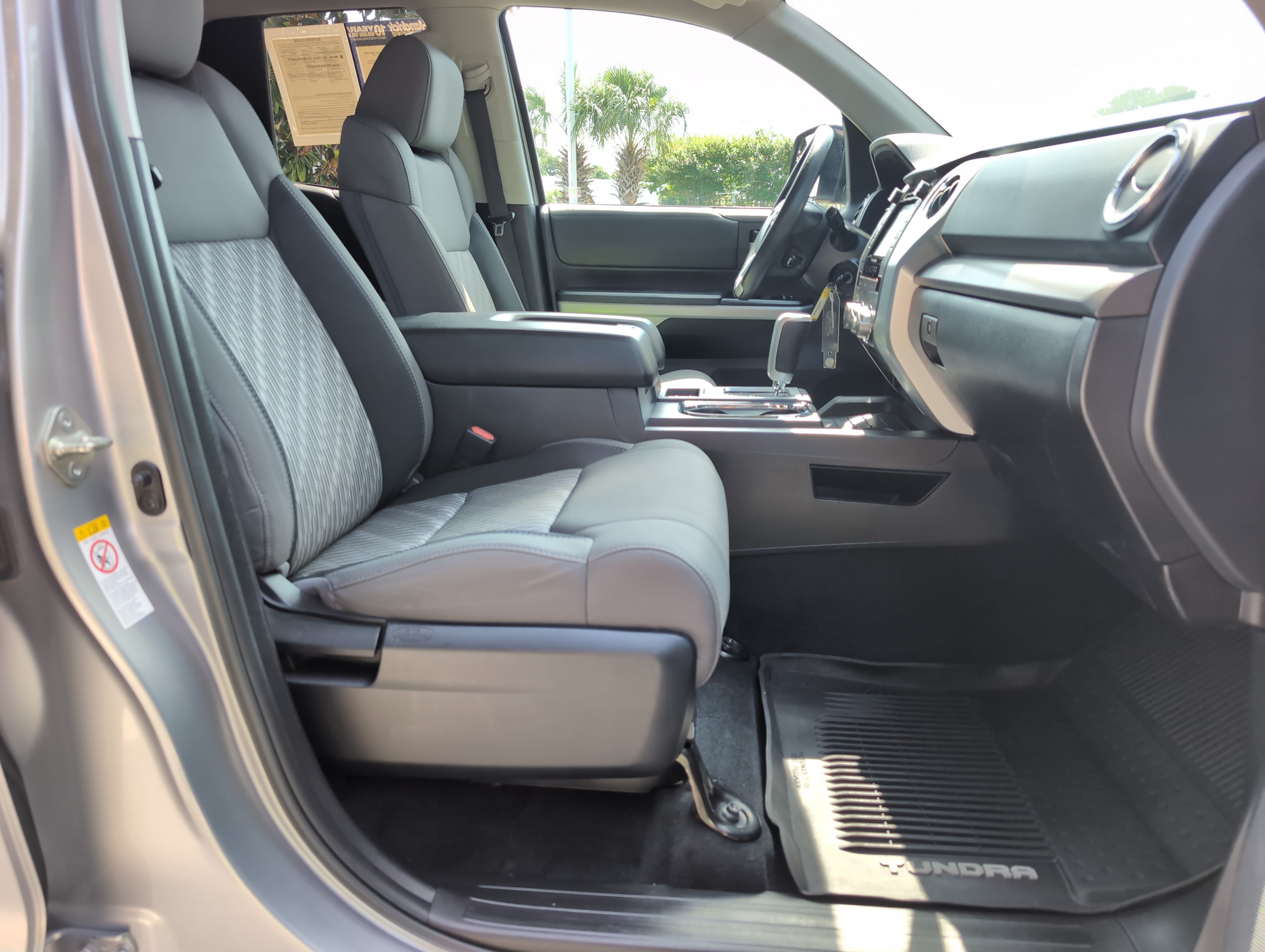 Used 2019 Toyota Tundra SR5 w/ SR5 Upgrade Package RWD image 31