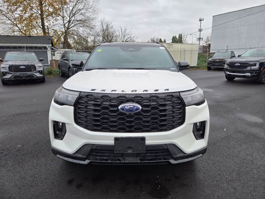 New 2026 Ford Explorer ST-Line AWD/4WD image 2