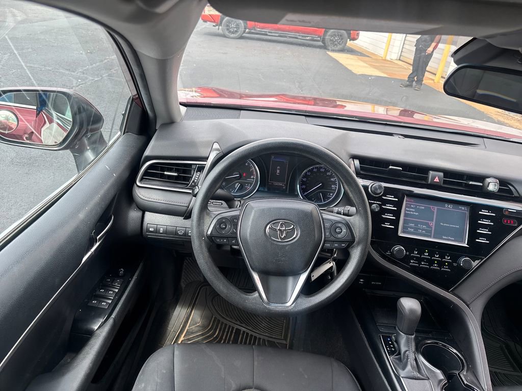 Used 2019 Toyota Camry LE FWD image 2