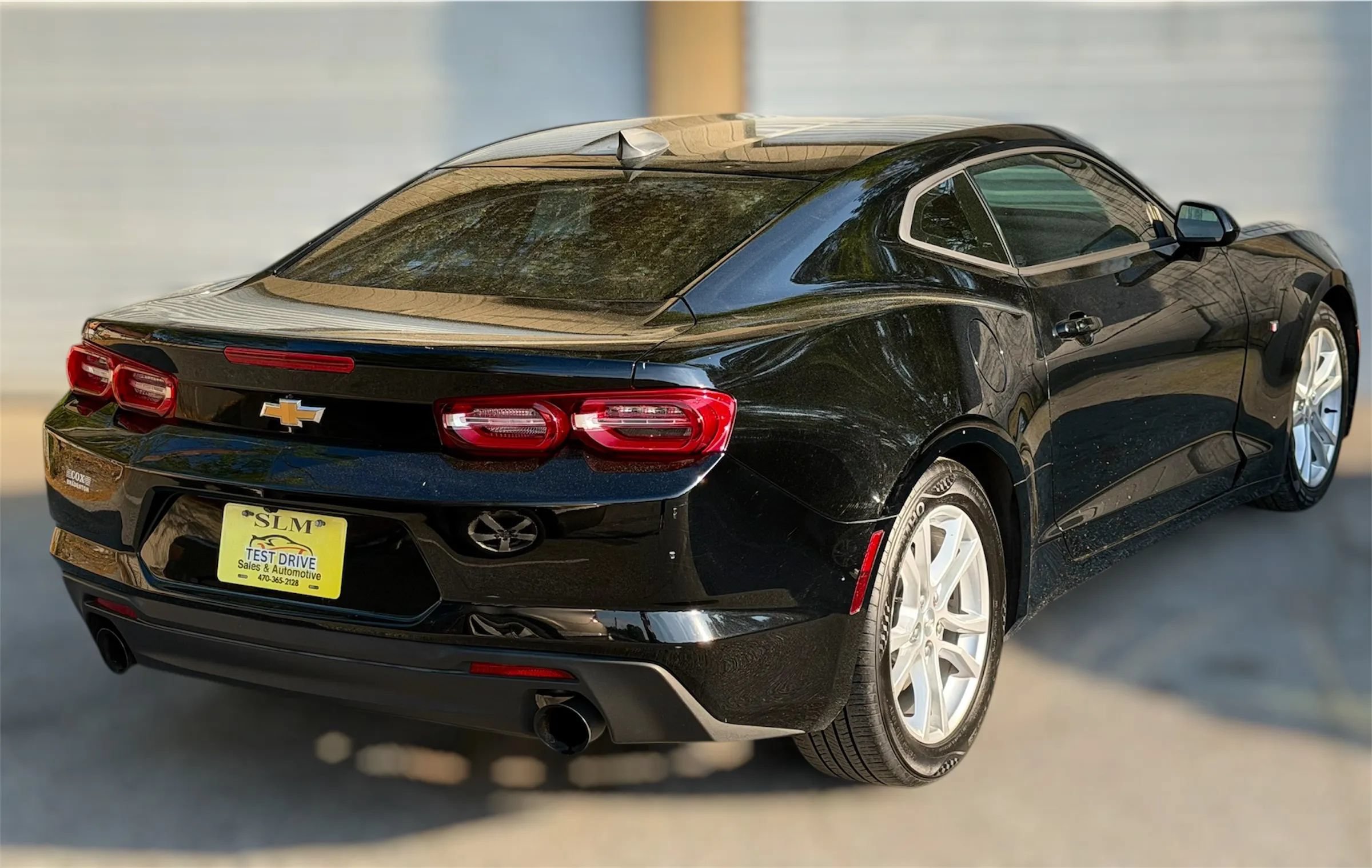 Used 2019 Chevrolet Camaro LS RWD image 8