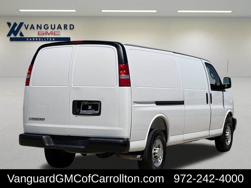 Used 2025 Chevrolet Express 3500 Extended w/ Driver Convenience Package RWD image 10