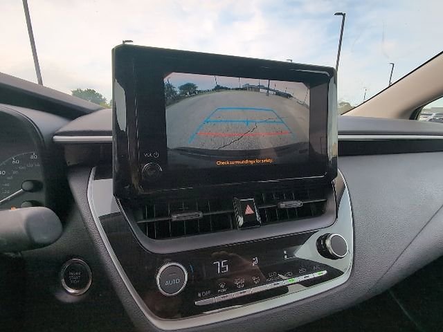 Used 2025 Toyota Corolla LE w/ Convenience Package FWD image 13