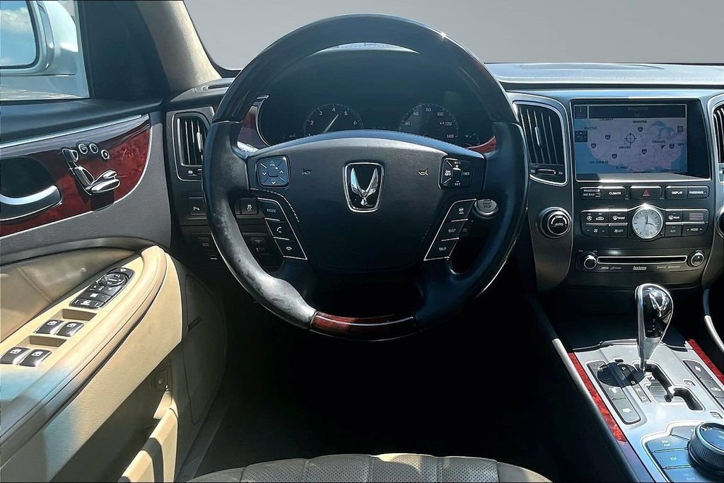 Used 2011 Hyundai Equus Ultimate RWD image 5