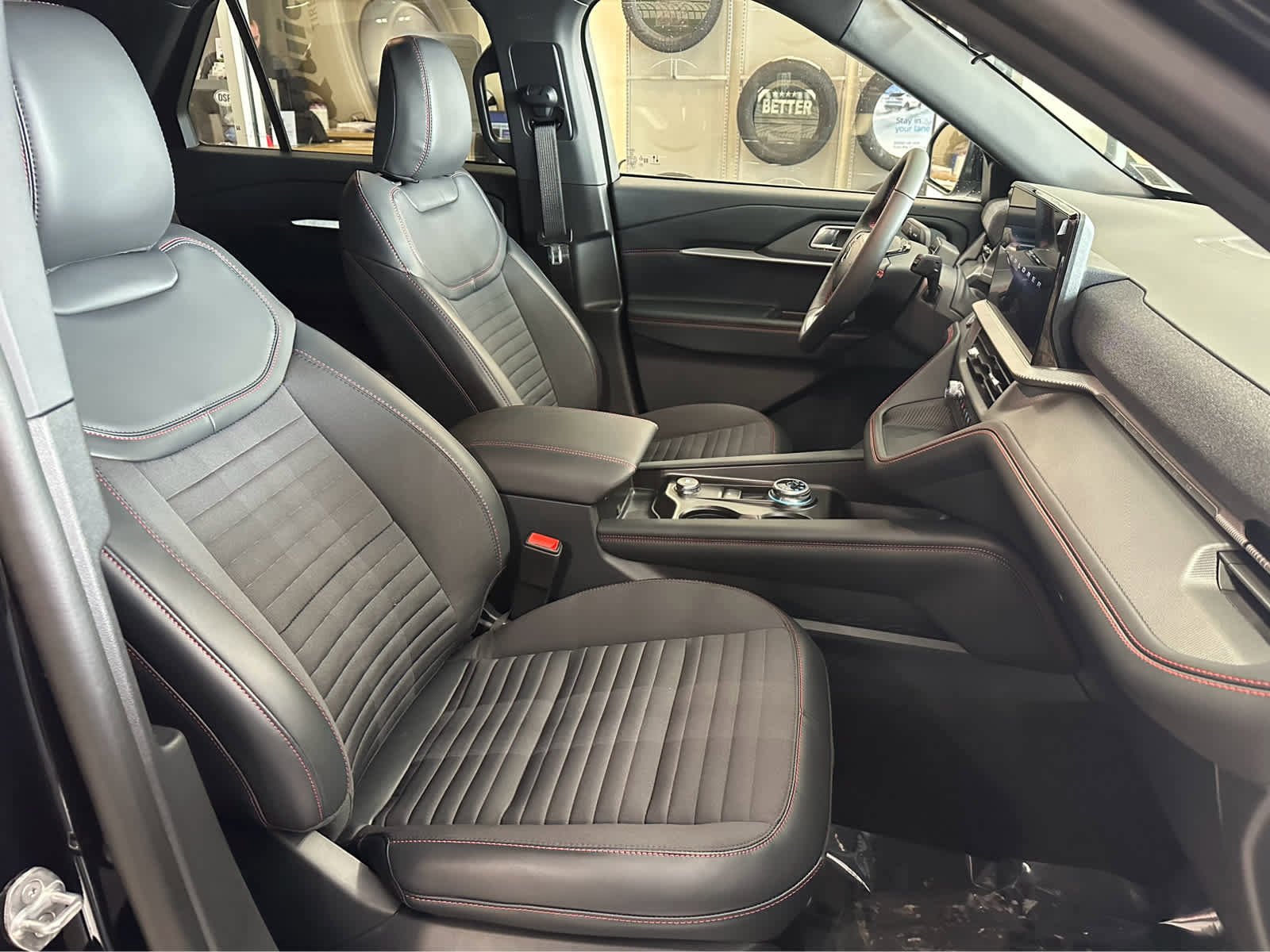 New 2026 Ford Explorer ST-Line w/ ST-Line Street Pack image 41