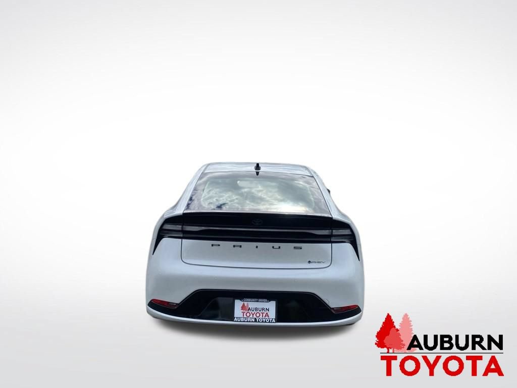 New 2027 Toyota Prius Plug-In Hybrid FWD image 6
