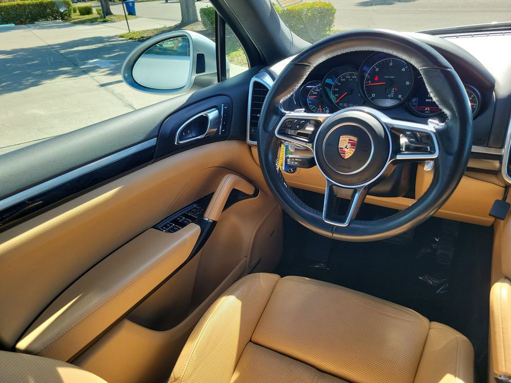 Used 2015 Porsche Cayenne Diesel image 20