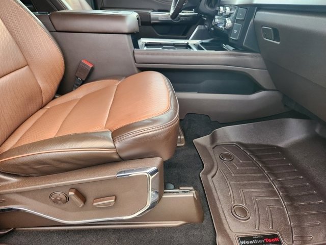 Used 2024 Ford F250 King Ranch w/ Chrome Package image 13