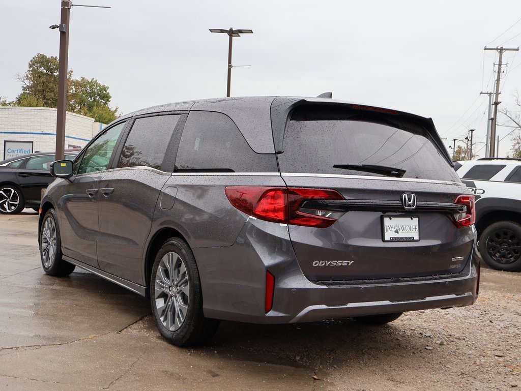 New 2026 Honda Odyssey Touring image 5