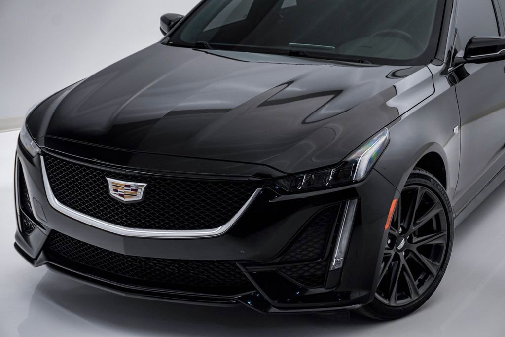 Used 2021 Cadillac CT5 Sport image 4