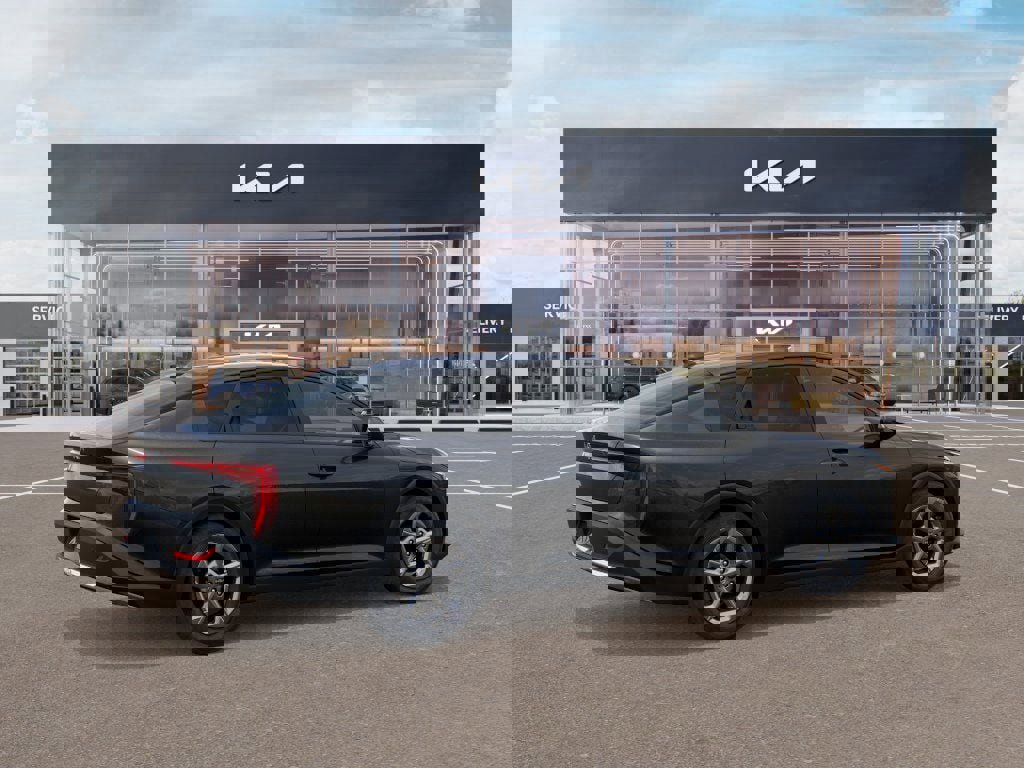 New 2026 Kia K4 LXS image 6