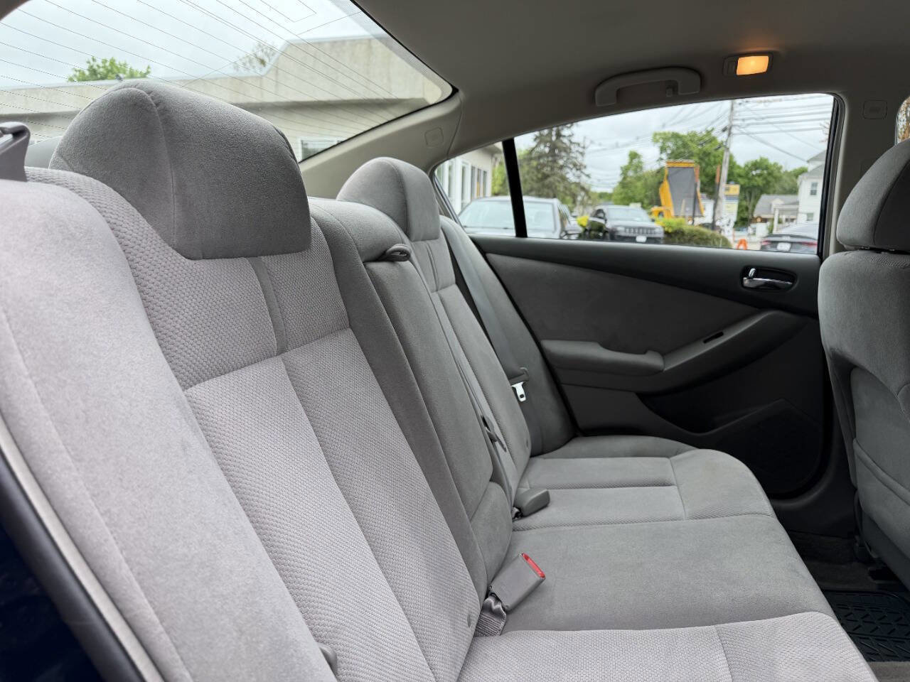 Used 2009 Nissan Altima 2.5 S w/ Convenience Pkg FWD image 23